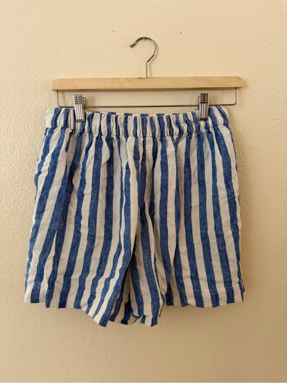 Boden Hampstead Striped Linen Shorts - Picture 2 of 6